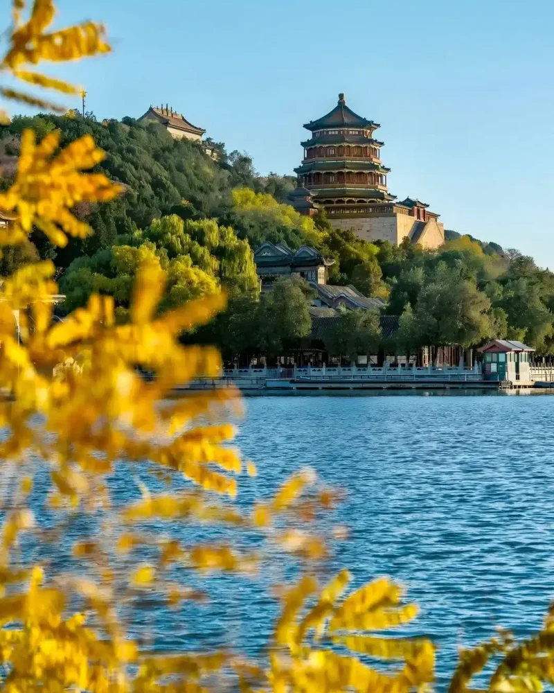 Tower of Buddhist Incense above Kunming Lake at the Summer Palace