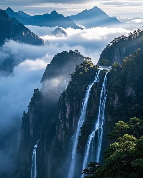 Lushan Waterfall Lushan Waterfall