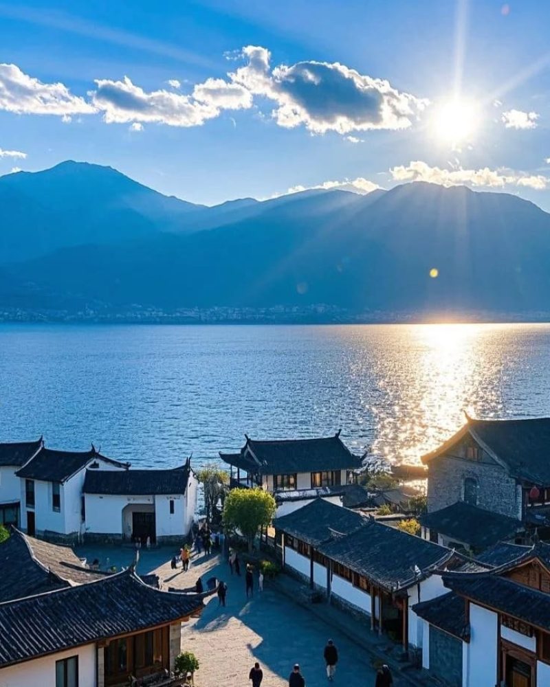 Dali Old Town and Erhai Lake at sunset in Yunnan