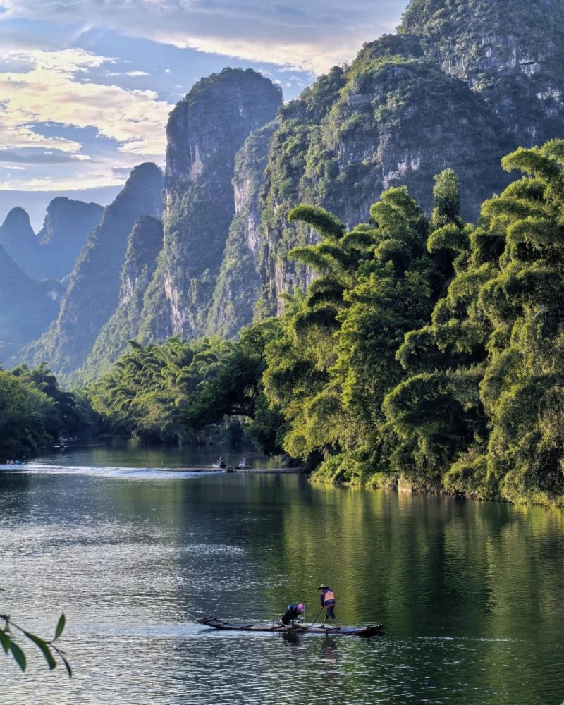 Bamboo rafting on the Li River with Guilin karst mountains