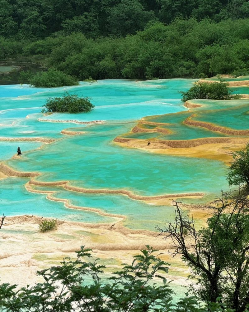 Huanglong travertine pools in northern Sichuan