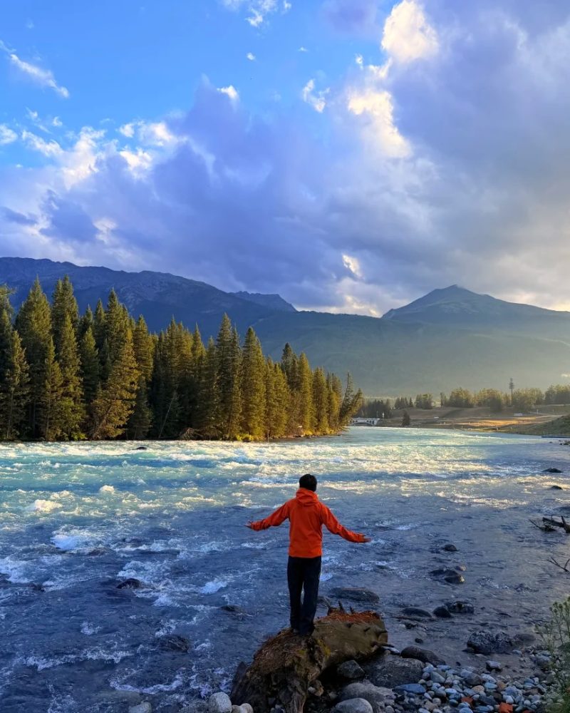 Kanas River on a 14-Day Xinjiang Journey