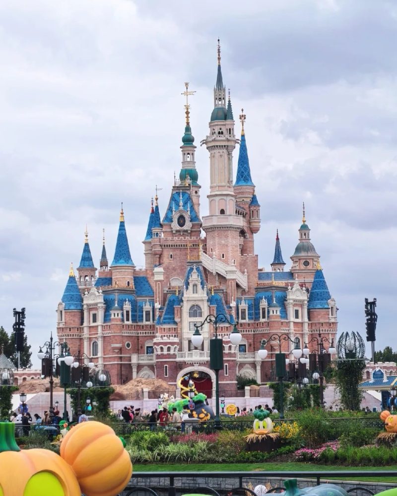 Shanghai Disneyland castle for families adding a fun day to a China tour