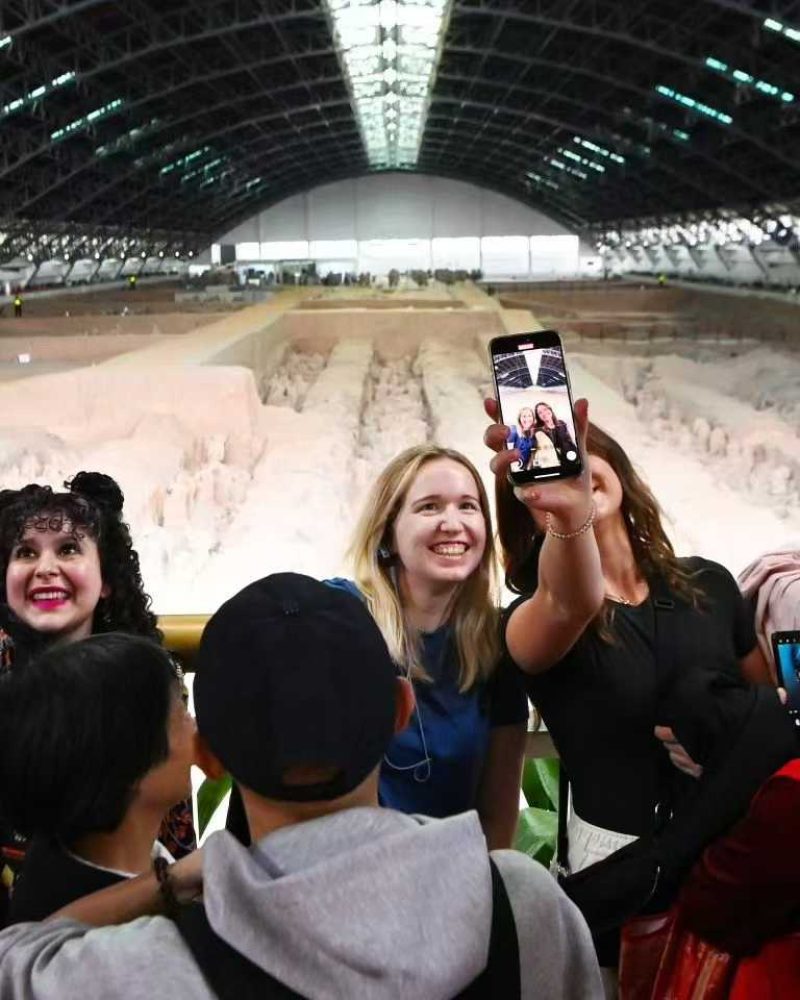 Terracotta Warriors Pit 1 background for tourists taking selfies on a private tour