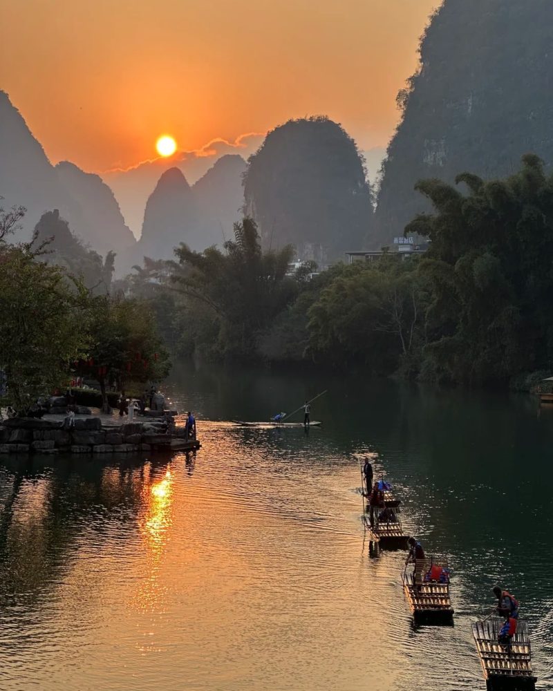 Yangshuo karst river scenery for a relaxed family China vacation